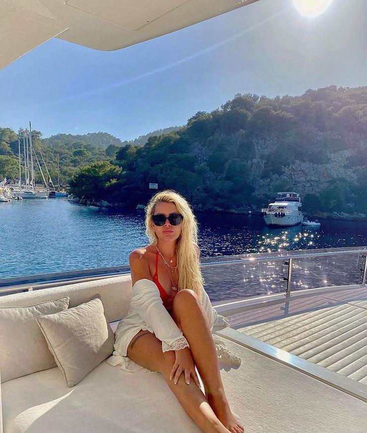 selin ciğerci bikini